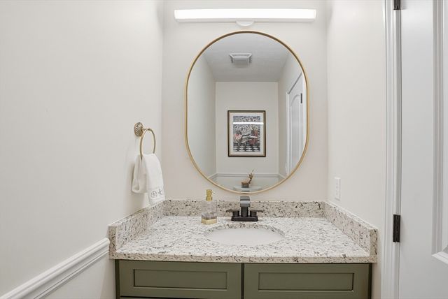 6 Sycamore Way, Medway, MA 02053