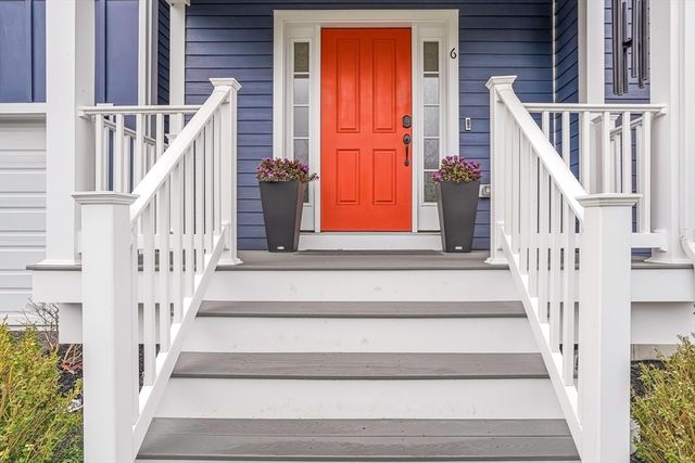 6 Sycamore Way, Medway, MA 02053