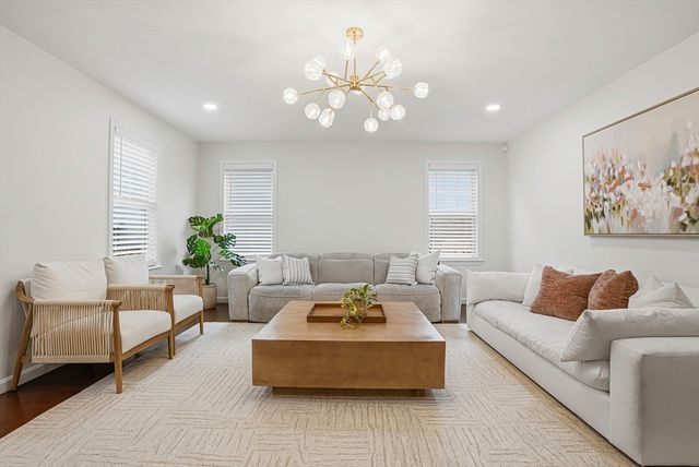 6 Sycamore Way, Medway, MA 02053