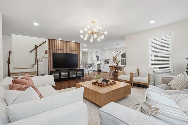 6 Sycamore Way, Medway, MA 02053