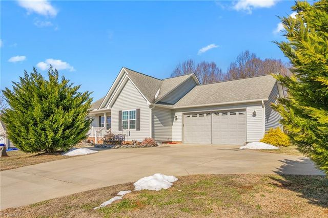 2549 Mary Viola Drive, Sophia, NC 27350