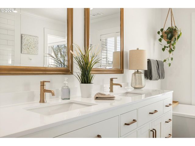 501 Nw 214TH Cir, Ridgefield, WA 98642