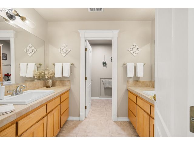 501 Nw 214TH Cir, Ridgefield, WA 98642
