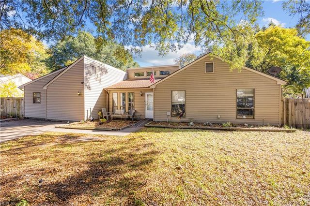 1363 Cypress PL, Chesapeake, VA 23320