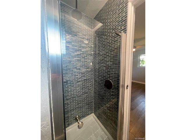 6139 S Adams Dr, Centennial, CO 80121