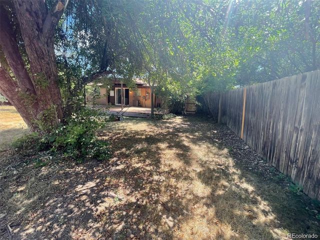 6139 S Adams Dr, Centennial, CO 80121