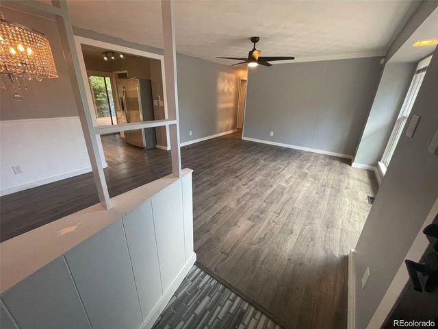 6139 S Adams Dr, Centennial, CO 80121