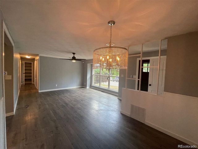 6139 S Adams Dr, Centennial, CO 80121