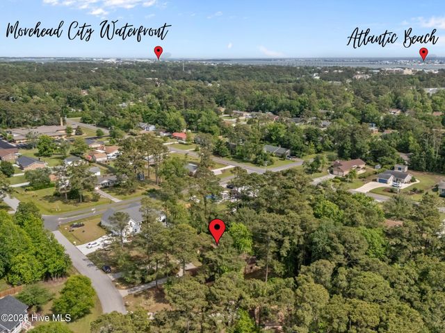 3703 Oxford Court, Morehead City, NC 28557