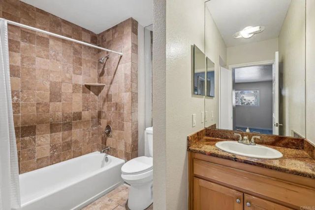 9860 Dale Avenue A3, Spring Valley, CA 91977