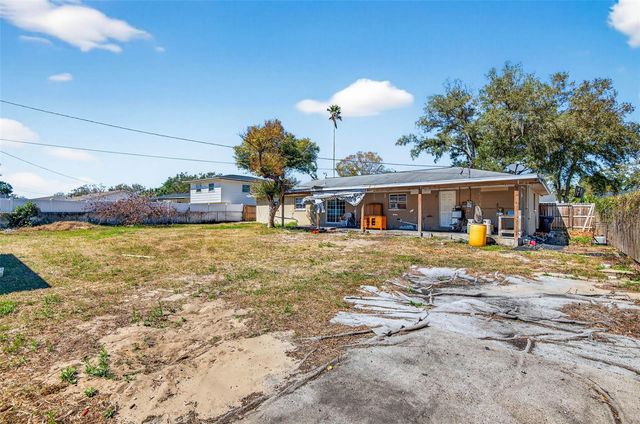 527 JULIE LANE, Brandon, FL 33511