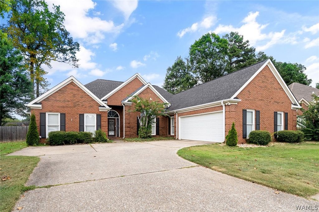 3957 Gaineswood, Tuscaloosa, AL 35406