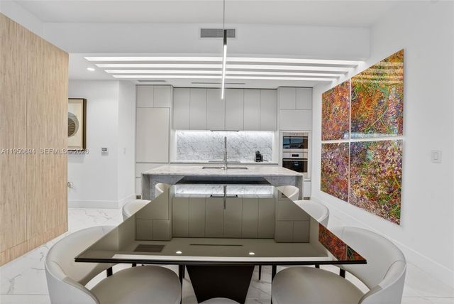 5775 Collins Ave 405, Miami Beach, FL 33140