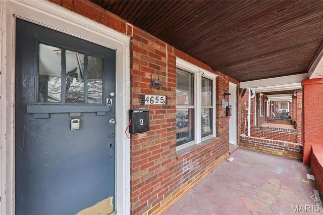 4655 Farlin Avenue, St Louis, MO 63115