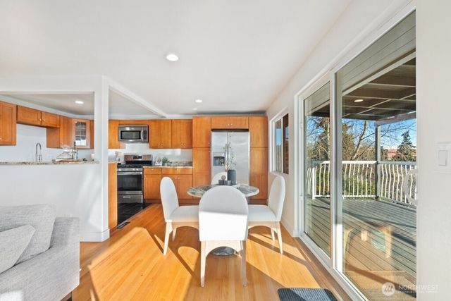 8324 Beacon Avenue S, Seattle, WA 98118