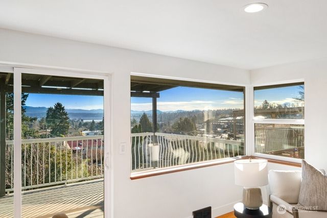 8324 Beacon Avenue S, Seattle, WA 98118