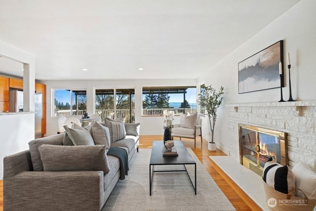 8324 Beacon Avenue S, Seattle, WA 98118