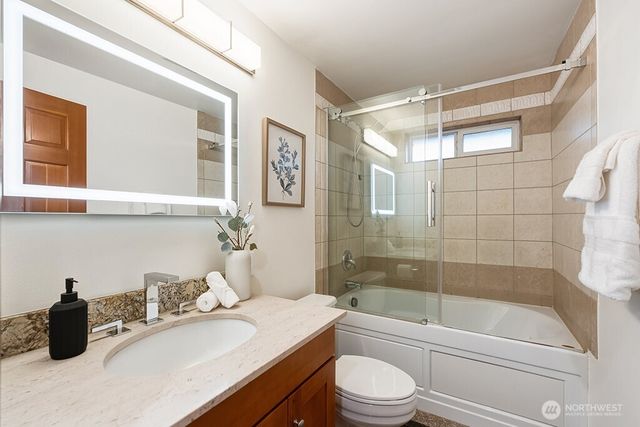 8324 Beacon Avenue S, Seattle, WA 98118