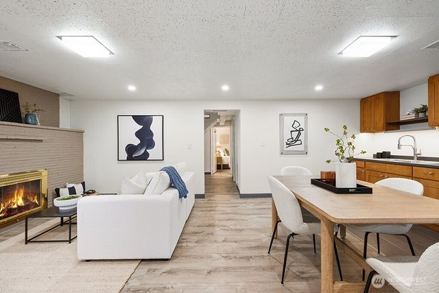 8324 Beacon Avenue S, Seattle, WA 98118