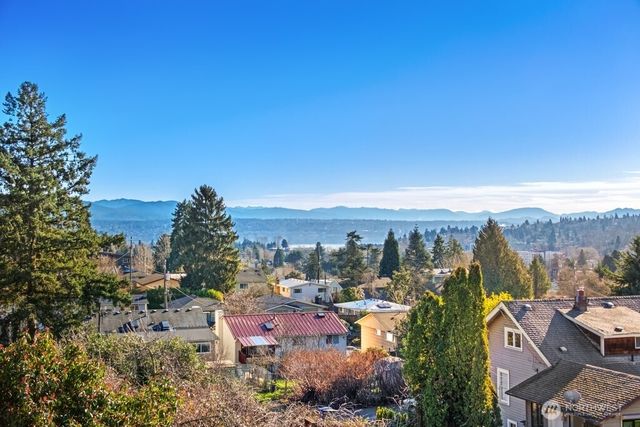 8324 Beacon Avenue S, Seattle, WA 98118