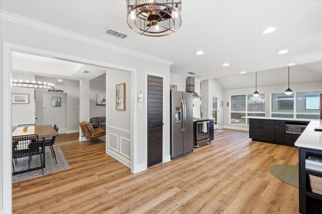 7013 Bernadine Drive, Watauga, TX 76148