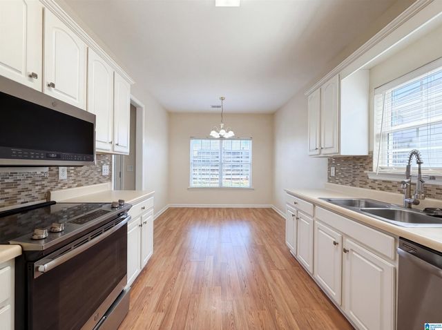 8684 CEDAR SPRINGS CIRCLE, Leeds, AL 35094