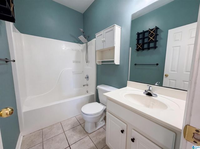 8684 CEDAR SPRINGS CIRCLE, Leeds, AL 35094