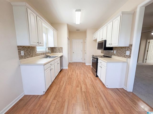8684 CEDAR SPRINGS CIRCLE, Leeds, AL 35094