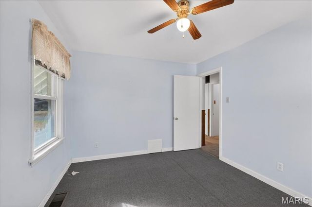 1 Wescott Drive, Florissant, MO 63031