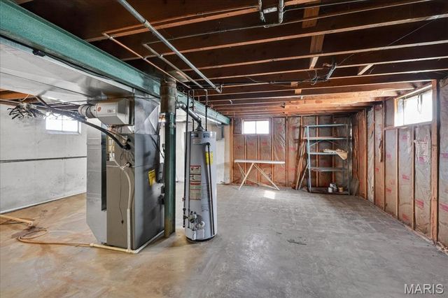 1 Wescott Drive, Florissant, MO 63031