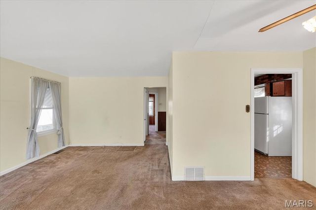 1 Wescott Drive, Florissant, MO 63031