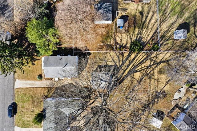 1 Wescott Drive, Florissant, MO 63031