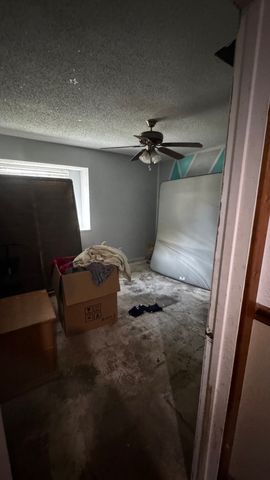 229 Crockett Lane, Hewitt, TX 76643