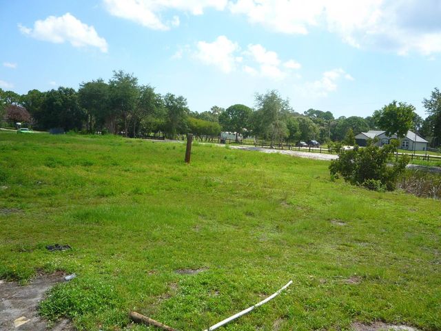 2550 Tilton Road, Port St. Lucie, FL 34952