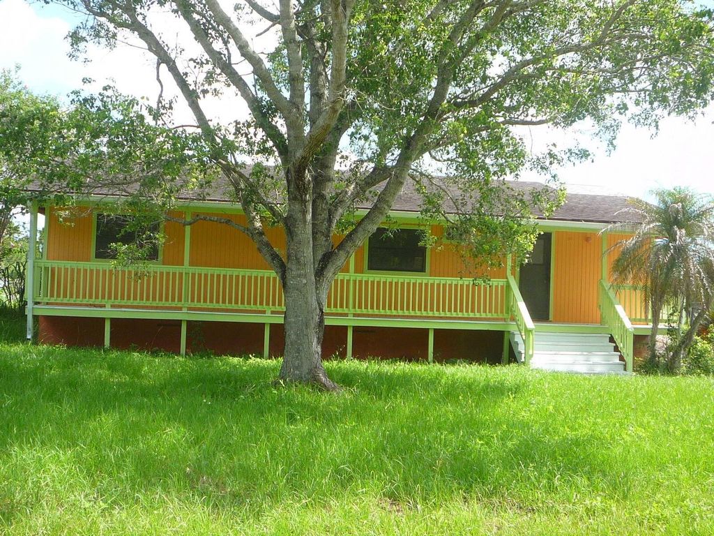 2550 Tilton Road, Port St. Lucie, FL 34952