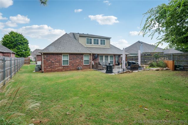11922 S Birch Avenue, Jenks, OK 74037