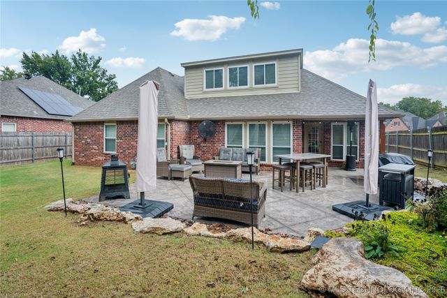 11922 S Birch Avenue, Jenks, OK 74037