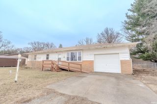 2615 E 100 S, Knox, IN 46534