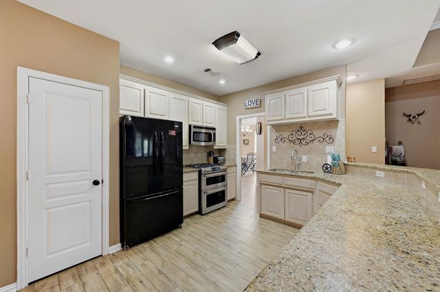 118 Ginger Drive, Pottsboro, TX 75076