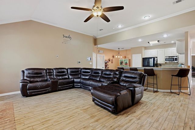 118 Ginger Drive, Pottsboro, TX 75076