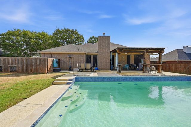 118 Ginger Drive, Pottsboro, TX 75076