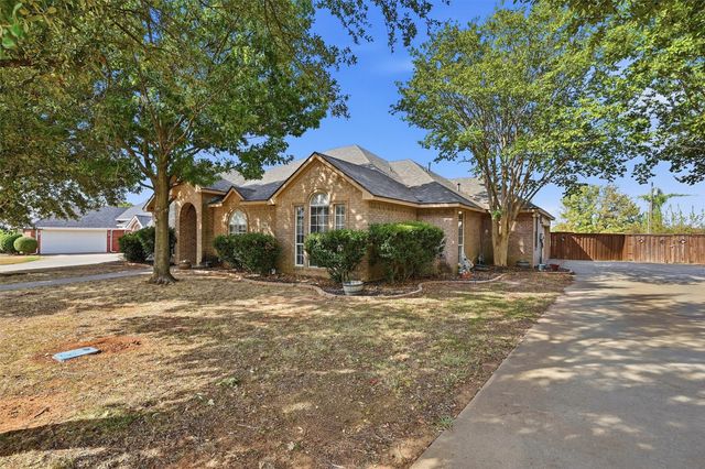 118 Ginger Drive, Pottsboro, TX 75076