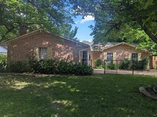 2732 Foxcroft Circle, Denton, TX 76209