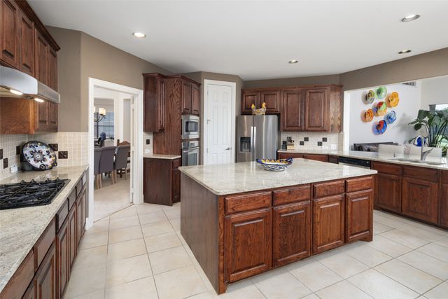 2801 Meadow Ridge Drive, Prosper, TX 75078