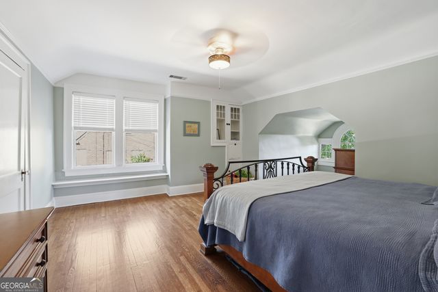 760 E Tugalo Street, Toccoa, GA 30577