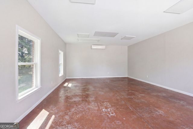 760 E Tugalo Street, Toccoa, GA 30577