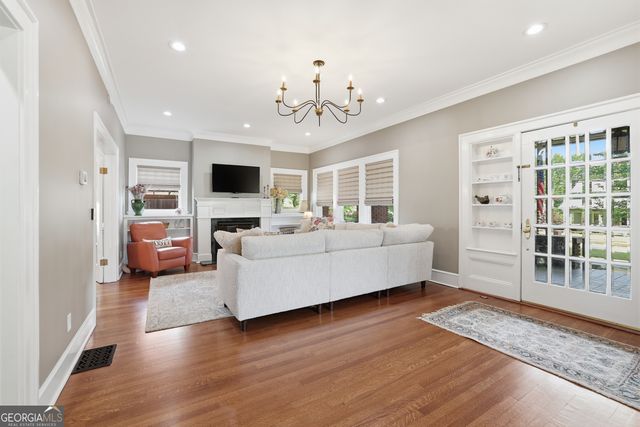 760 E Tugalo Street, Toccoa, GA 30577