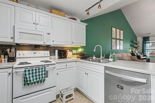 448 Guiness Place, Rock Hill, SC 29730