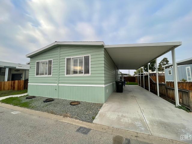 97 Cinnamon Lane, Bakersfield, CA 93308