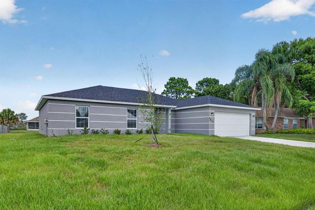 1517 SW Aledo Lane, Port St. Lucie, FL 34953